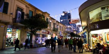 Kıbrıs’ın Güneyinde 2015’de 15 Bin 569 İkamet İzni