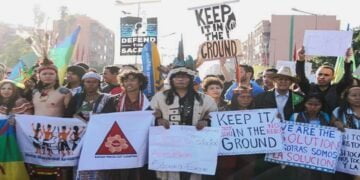 İklim Zirvesi’nde Çağrı: Kazmayı Kesin, Fosil Yakıtları Yerin Dibinde Bırakın