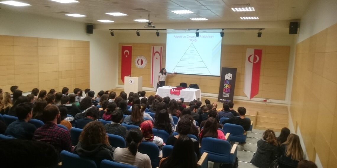 “LGBTİ Terminolojisi ve Homofobik Bifobik ve Transfobik Tutumlar” Semineri Gerçekleşti