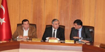 Akıncı, Saat Konusunu Hükümetin Yeniden Değerlendirmesini İstedi