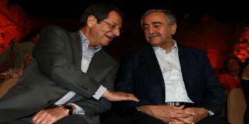 Anastasiadis, Akıncı’ya Acil Şifalar Diledi
