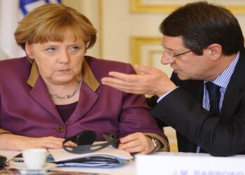 Almanaya Başbakanı Merkel, Anastasiadis’le Görüştü