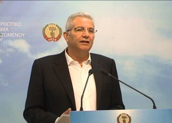 AKEL: Müzakereler Mümkün Olan En Kısa Süre İçerisinde Yeniden Başlamalı