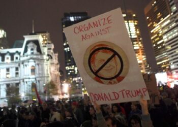 ABD’de Trump Karşıtları Sokaklara Döküldü-Video