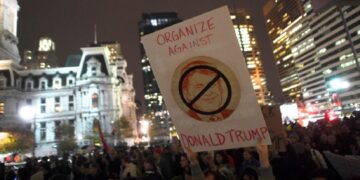 ABD’de Trump Karşıtları Sokaklara Döküldü-Video