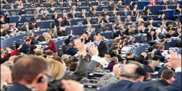 AP: Türkiye İle Müzakereler Geçici Olarak Dondurulsun