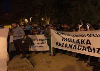 Örgütler TC Elçiliği’ne Yürüdü: Korku Bulaşıcıysa, Cesaret de Bulaşıcıdır