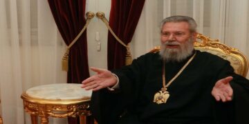 Hrisostomos Nefret Söylemine Devam Ediyor