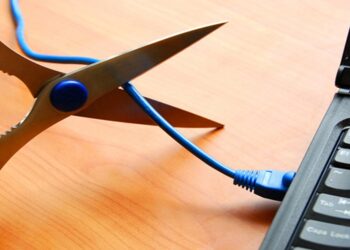 Türkiye’de Haberleşme Özgürlüğü Yok: 113 Bin 146 Site Engelli!