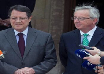 AB Komisyonu Başkanı Juncker, Anastasiadis İle Görüştü