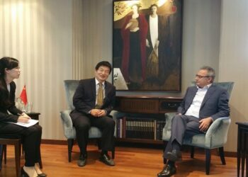 DİSİ Başkanı Neofitu, Çin Büyükelçisi Hingyuan ile Kıbrıs Sorununu Görüştü