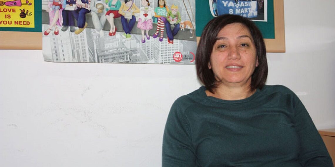 KTÖS: LGBTİ Bireyler Kimlerdir, Tıpkı Hetoroseksizm Gibi Öğretilebilir