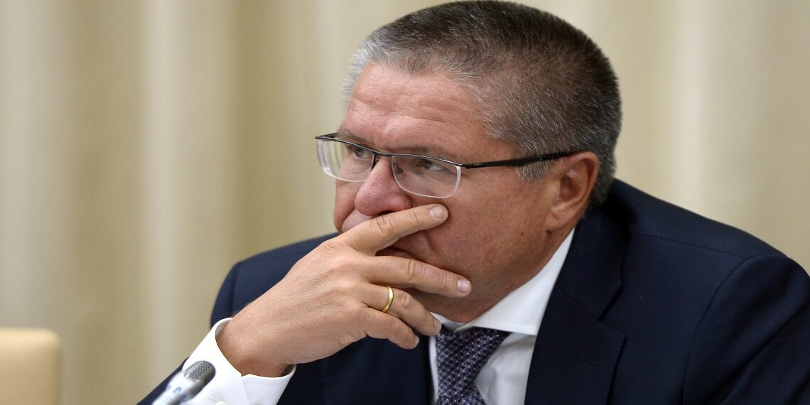 Rusya Ekonomi Bakanı Rüşvet Suçlamasından Gözaltına Alındı