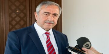 Akıncı “Endişeliyim” Diyerek Hükümete Bir Kez Daha Çağrıda Bulundu