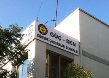 Gümrük Çalışanları Tam Gün Grev Yapacak