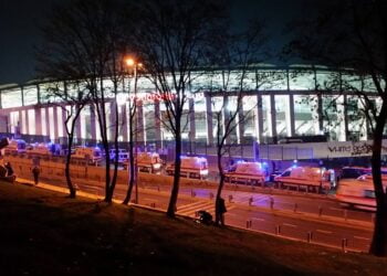 Akıllar Tutulmuş! Yürekler Defin Yeri!