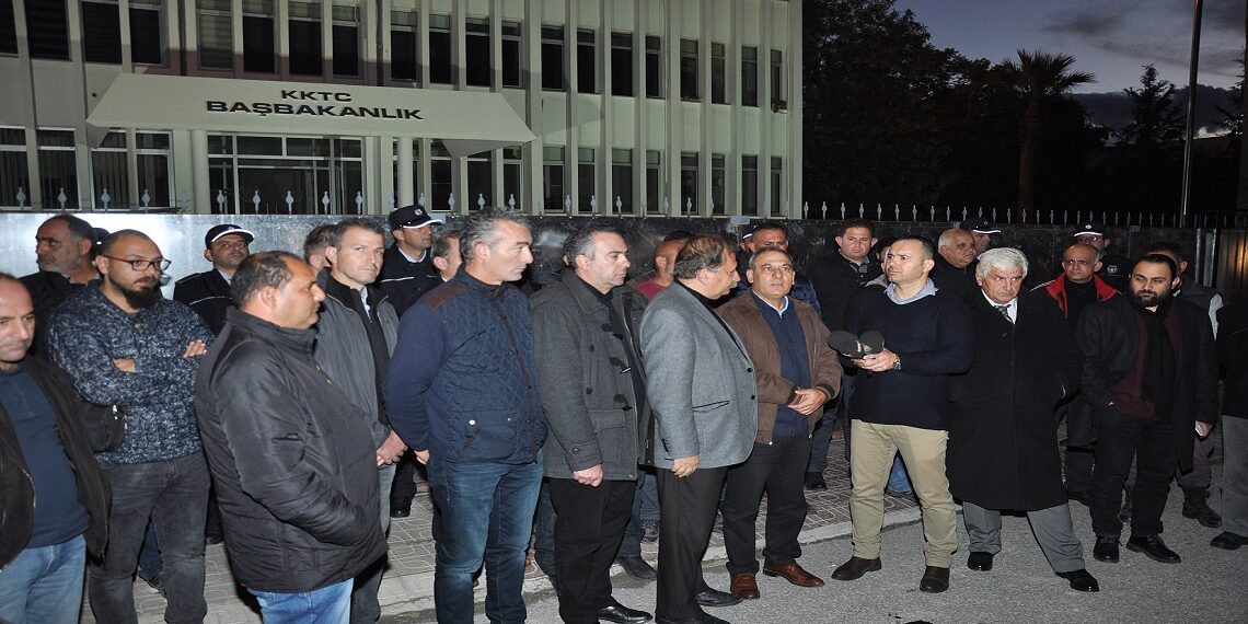 Sendikal Platform’dan Sivil İtaatsizlik Kararı
