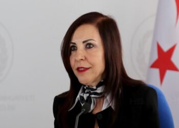 Şansal’ın İhraç Edilmesi Kabul Edilmesi Mümkün Olmayan Bir İnsan Hakkı İhlalidir