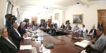 Anastasiadis Cenevre’ye 36 Kişilik Heyetle Gidiyor