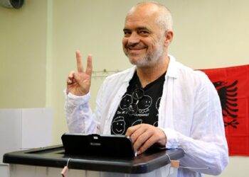 Arnavutluk’ta Seçimlerin Galibi Sosyalist Parti