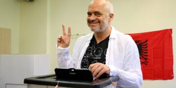 Arnavutluk’ta Seçimlerin Galibi Sosyalist Parti