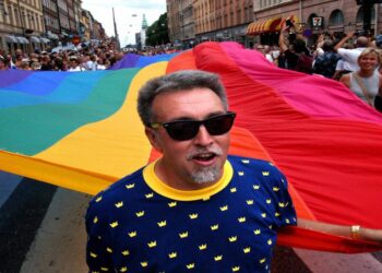 Gökkuşağı Bayrağının Yaratıcısı Gilbert Baker’la Söyleşi