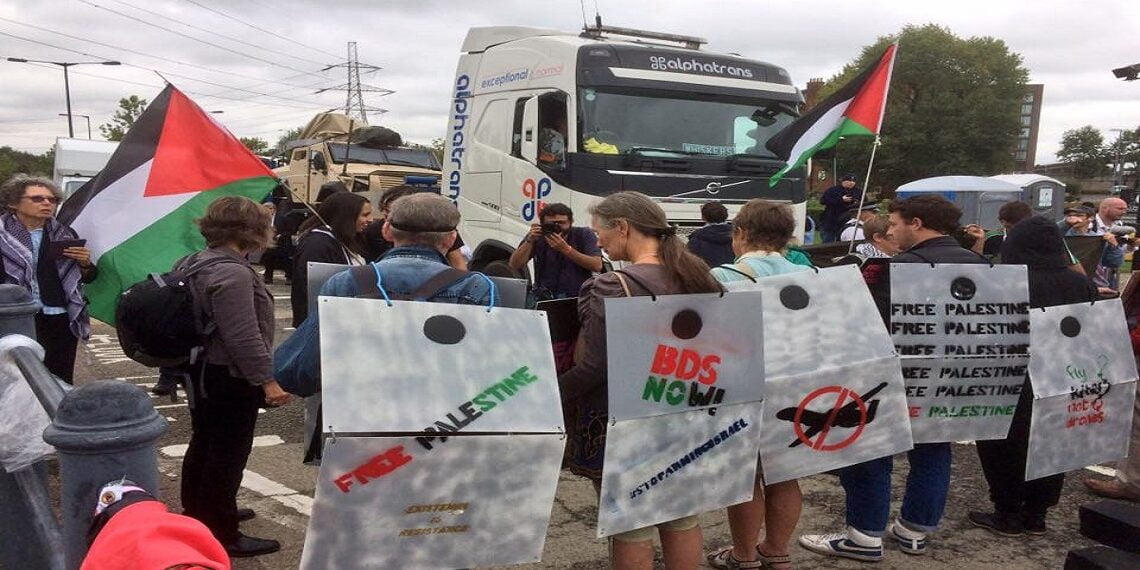 Barış Aktivistlerinden Silah Fuarı’na Protesto | Foto