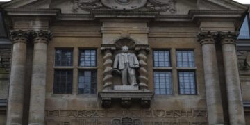 İçi Dışı Bir Türkiye