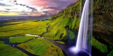 Sahilya Ülkesinin İnsanları | Tevfik Aytekin