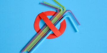 “Larnaka Plastik Pipete Son Verecek” Girişimi Eylül’de Başlıyor