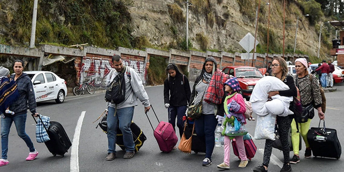 Venezuela’da ekonomik çöküş: Toplu göç sürüyor