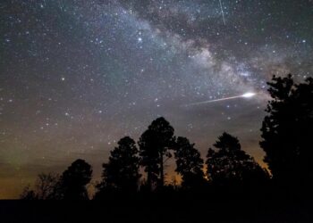 Kıbrıs’ta Meteor Yağmurunu İzlemek İçin Etkinlikler Düzenleniyor