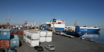 Sendikalar ek mesai eylemlerini askıya aldı