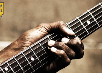 Yağmurlu ve rüzgarlı bir günde dinleyebileceğiniz 10 blues parçası