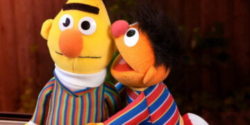 Evet, Edi ile Büdü eşcinsel