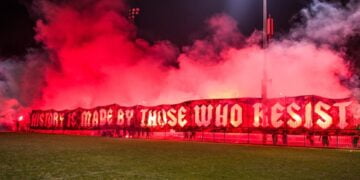 ‘Omonia 1948’ İlk Açık Antremanına “Tarihi Direnenler Yazar” Sloganıyla Çıktı | Foto-Video