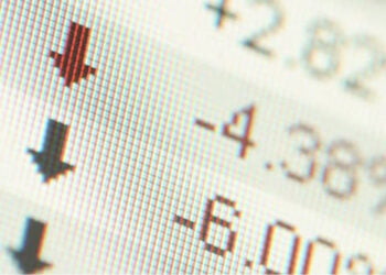 Fitch: Türkiye resesyona gidiyor