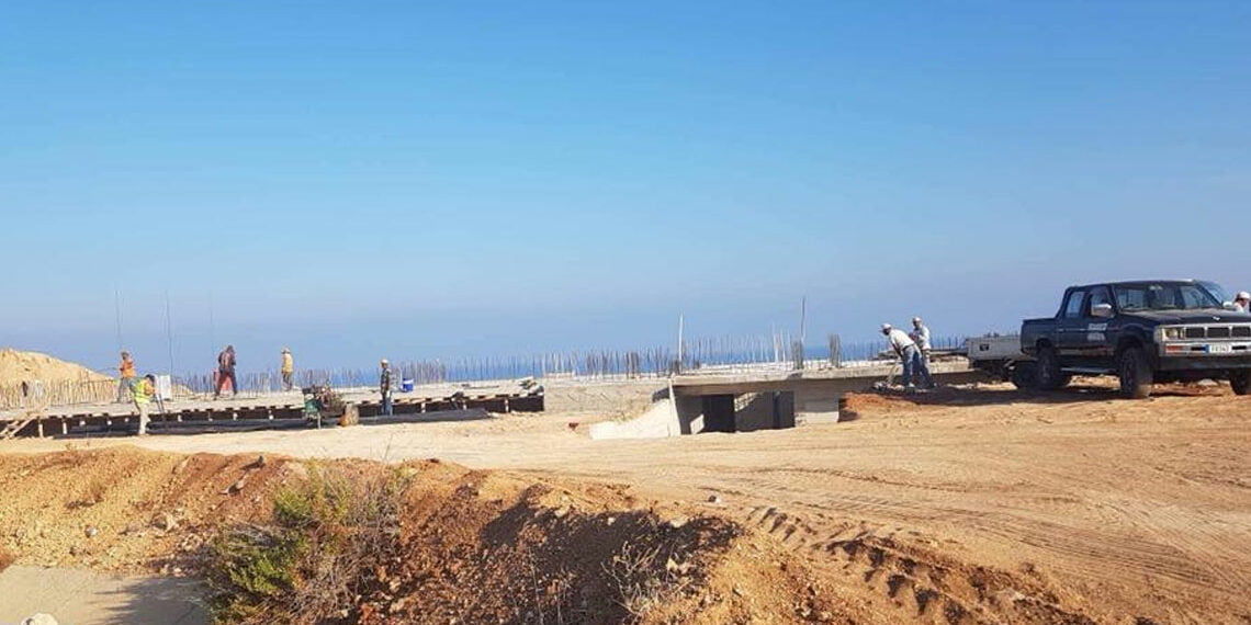Tatlısu (Akatu)’da kaplumbağa yumurtlama alanındaki inşaat devam ediyor