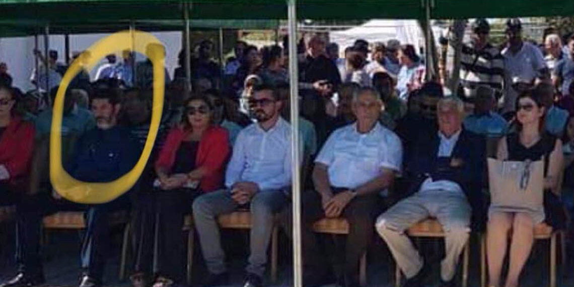 Hapisten çıktı protokole oturdu