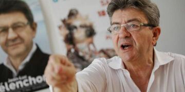  Boyun Eğmeyen Fransa’nın lideri Melenchon’un evine baskın