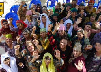 “Bu bir mucize”: Tacikistan’da kadınlara yönelik tacizi sona erdiren düzenleme