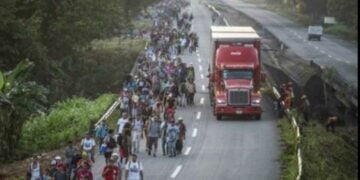 Trump göçmen karavanına karşı orduyu çağırdı