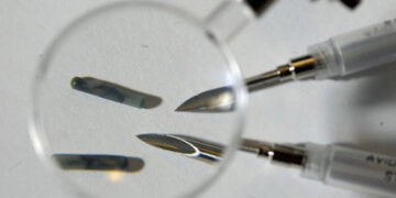 Bilim kurgu değil gerçek: İngiltere’de işçilere çip takılıyor