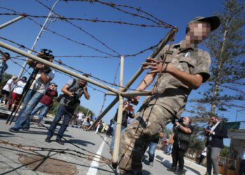 Derinya ve Aplıç barikatları açıldı