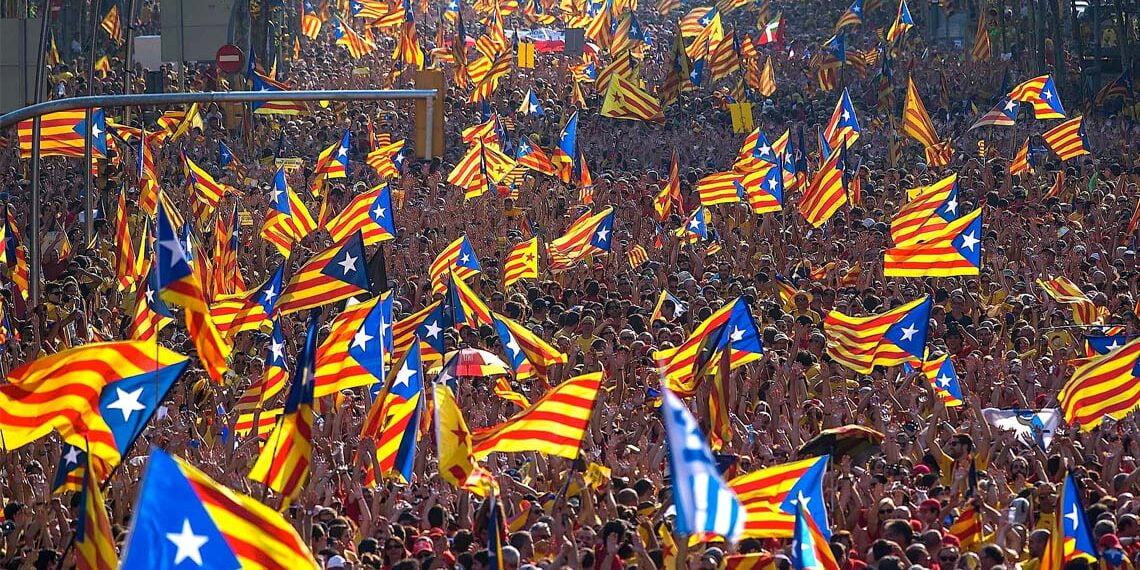 Katalonya’da 13 bağımsızlıkçı yönetici hakkında isyan suçlamasıyla dava açıldı