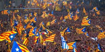 Katalonya’da 13 bağımsızlıkçı yönetici hakkında isyan suçlamasıyla dava açıldı