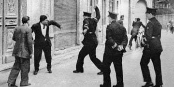 Rock müzik bize gelince – Umay Yılmaz Kutay