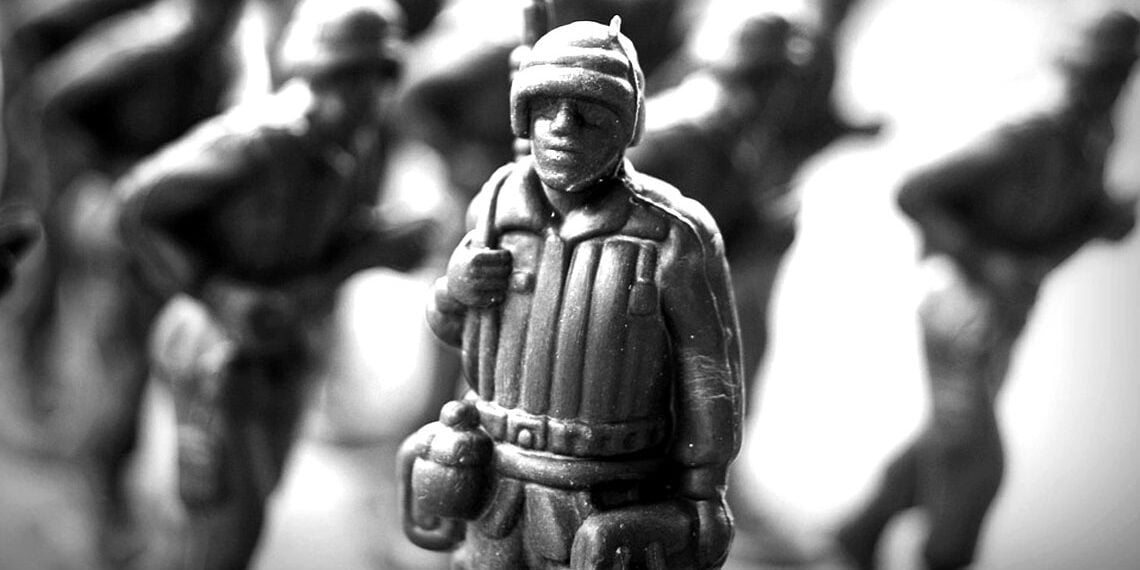 Her ‘Türk’ asker doğmaz! – Tümay Tuğyan