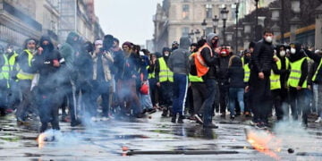 Fransa’da Sarı Yelekliler korkusu: 89 bin kişilik güvenlik ordusu oluşturuldu