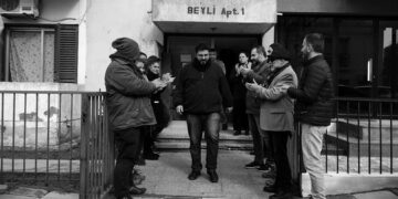 Halil’in eli düş tutar – Hasan Yıkıcı